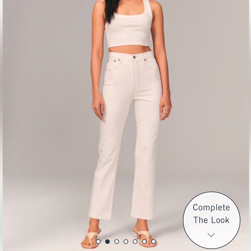 Abercrombie & Fitch Ultra High Rise Ankle Straight Jean